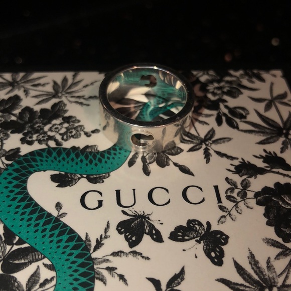 GUCCI ring size 6 - Picture 1 of 3